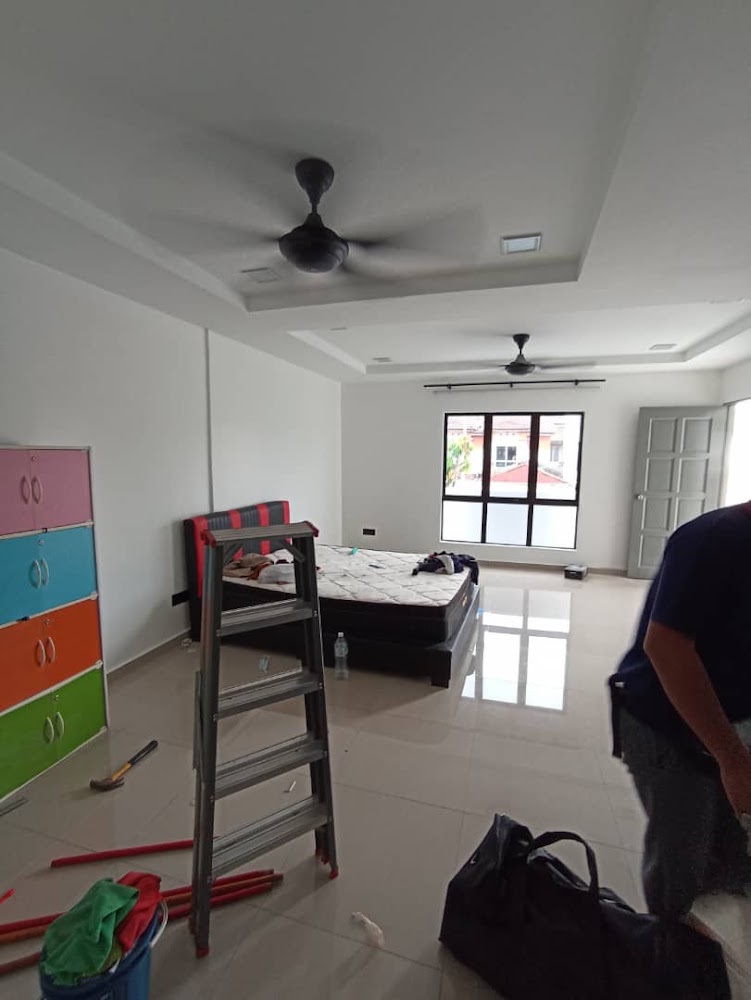 Kilat Kilat Expert Housekeeping (KL)